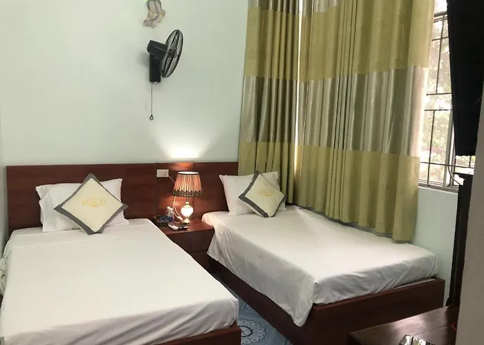 Nha Nghi Ngoc Ha Hotel *